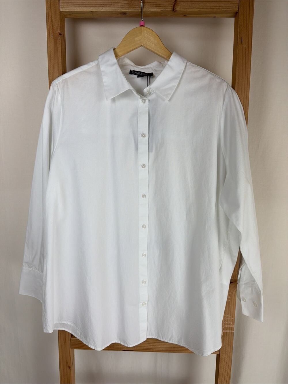 NWT Base Level by YEST "Aliza" White Button Up Dress Shirt #0845 Size 18